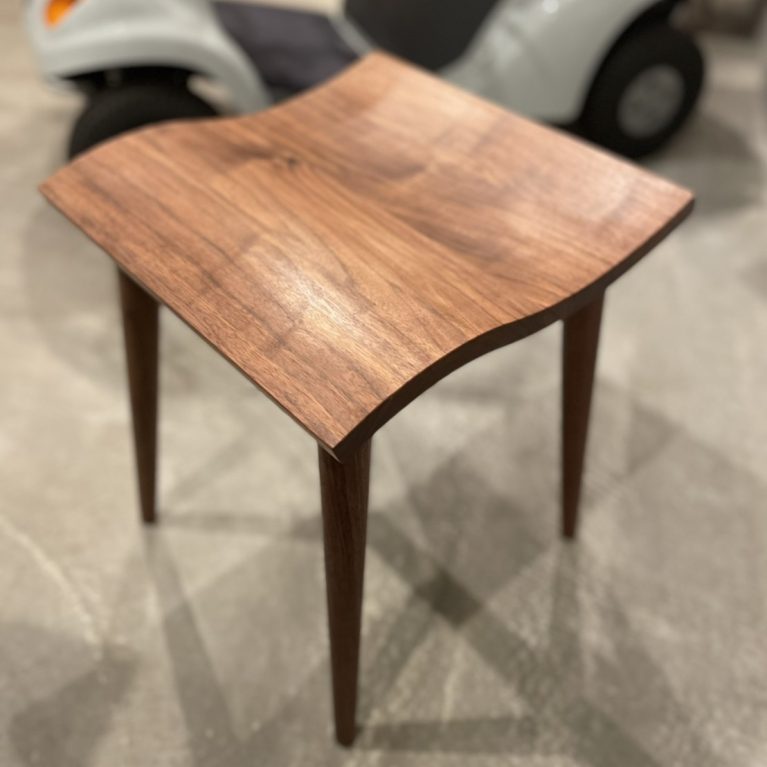 この椅子に腰かけて、これからもずっと。